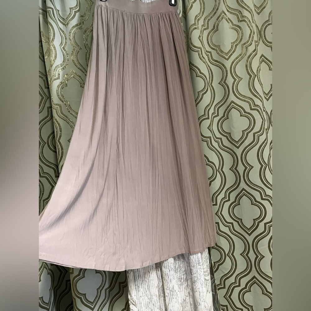 #13 Ladies Beige Skirt